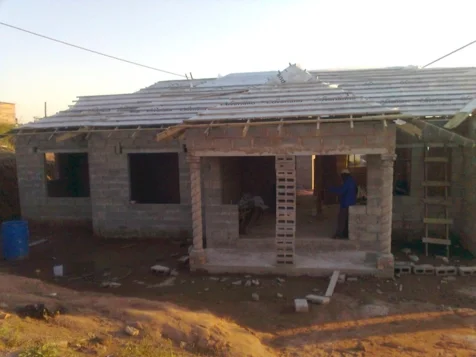 Vuse Lunga Construction
